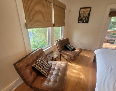 2916 W Bay Court Avenue - Photo Thumbnail 17