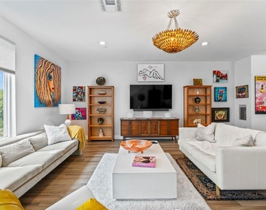 2621 1st Avenue N - Photo Thumbnail 13