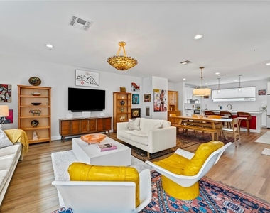 2621 1st Avenue N - Photo Thumbnail 10