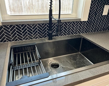 4611 W Mcelroy Avenue - Photo Thumbnail 7
