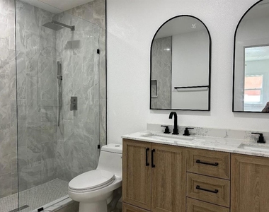 4611 W Mcelroy Avenue - Photo Thumbnail 6