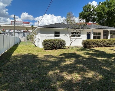 4611 W Mcelroy Avenue - Photo Thumbnail 18