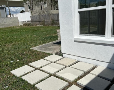 4611 W Mcelroy Avenue - Photo Thumbnail 24