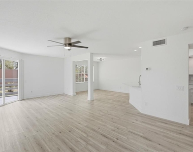 14510 Alejo Court - Photo Thumbnail 4