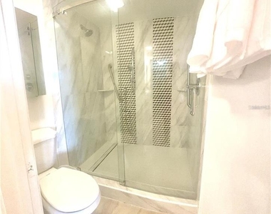5950 Pelican Bay Plaza S - Photo Thumbnail 38