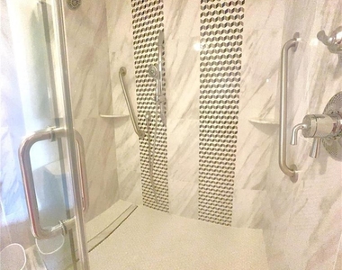5950 Pelican Bay Plaza S - Photo Thumbnail 41