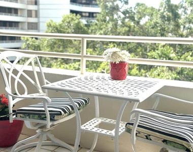 5950 Pelican Bay Plaza S - Photo Thumbnail 42