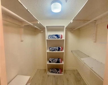 5950 Pelican Bay Plaza S - Photo Thumbnail 28