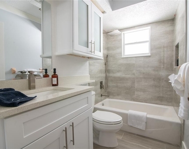 6908 Arbor Oaks Circle - Photo Thumbnail 33