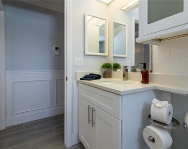 6908 Arbor Oaks Circle - Photo Thumbnail 35