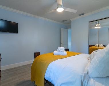 6908 Arbor Oaks Circle - Photo Thumbnail 37