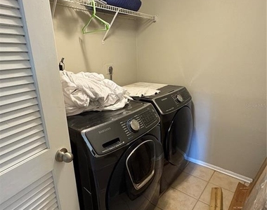 5582 Baywater Drive - Photo Thumbnail 17