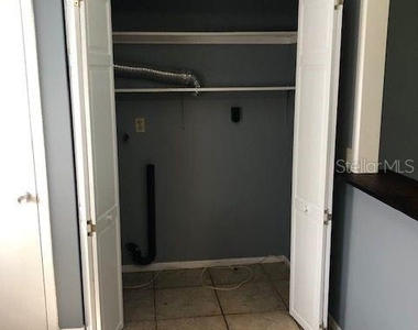 3022 Meadow Lake Avenue - Photo Thumbnail 9