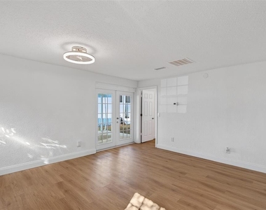 4545 12th Avenue S - Photo Thumbnail 7
