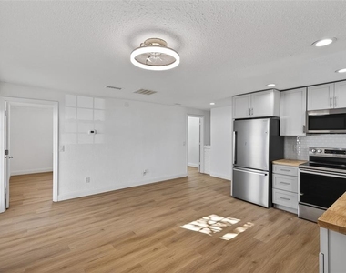 4545 12th Avenue S - Photo Thumbnail 2