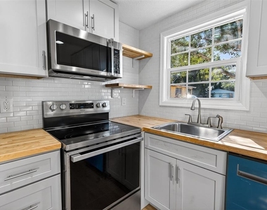 4545 12th Avenue S - Photo Thumbnail 6