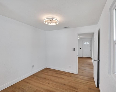 4545 12th Avenue S - Photo Thumbnail 15