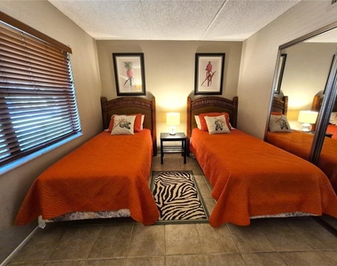 50 Woodlake Place - Photo Thumbnail 29