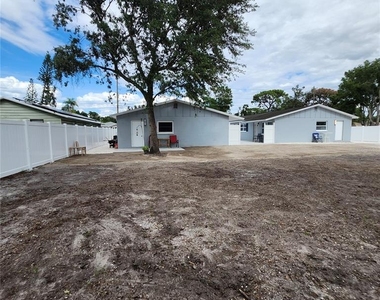 15406 Avalon Avenue - Photo Thumbnail 7