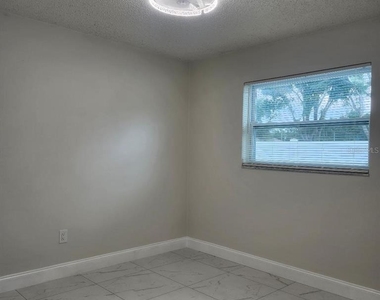 15406 Avalon Avenue - Photo Thumbnail 20