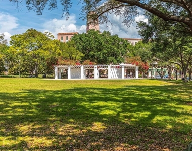 210 5th Avenue S - Photo Thumbnail 22