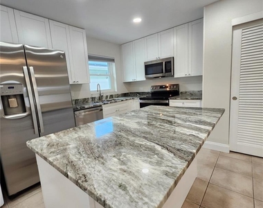 15414 Avalon Avenue - Photo Thumbnail 11