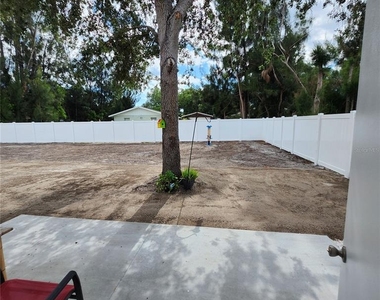15414 Avalon Avenue - Photo Thumbnail 19