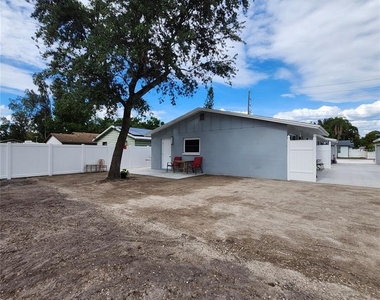15414 Avalon Avenue - Photo Thumbnail 23