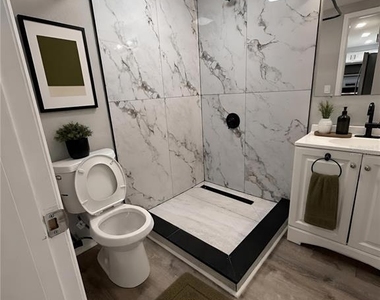 3511 Cambridge Street - Photo Thumbnail 6