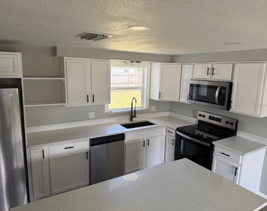 3511 Cambridge Street - Photo Thumbnail 14