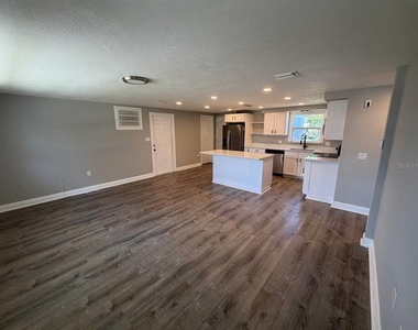 3511 Cambridge Street - Photo Thumbnail 12