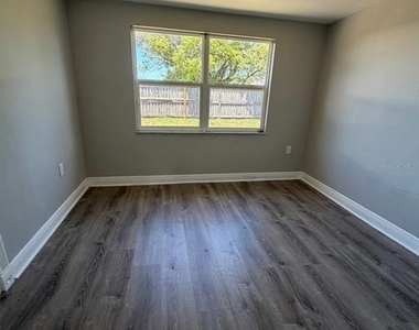 3511 Cambridge Street - Photo Thumbnail 25