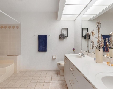 745 Pinellas Bayway S - Photo Thumbnail 10