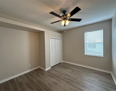 8037 Moccasin Trail Drive - Photo Thumbnail 24