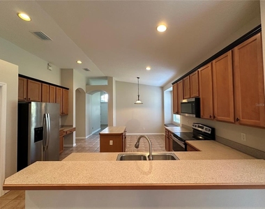 8037 Moccasin Trail Drive - Photo Thumbnail 8