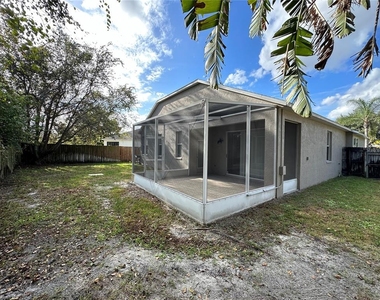 8037 Moccasin Trail Drive - Photo Thumbnail 33