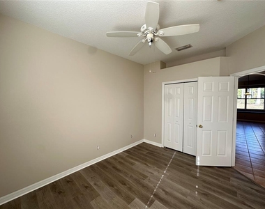 8037 Moccasin Trail Drive - Photo Thumbnail 22