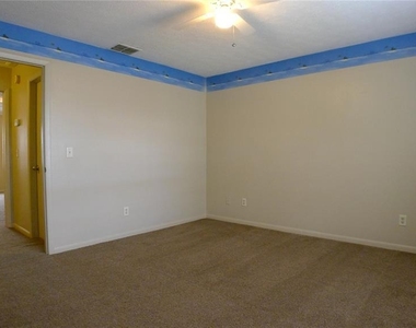 608 Lynchburg Drive - Photo Thumbnail 11