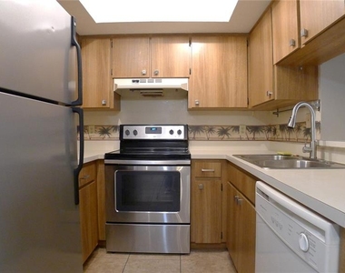 608 Lynchburg Drive - Photo Thumbnail 6