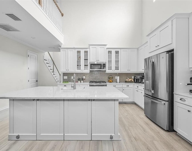 13760 Stevenson Lane - Photo Thumbnail 3