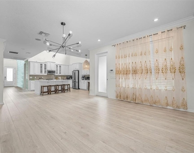 13760 Stevenson Lane - Photo Thumbnail 14