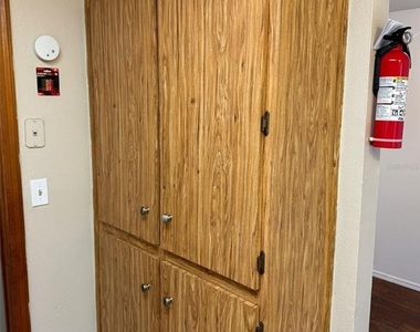 8563 Pilgrim Court - Photo Thumbnail 7