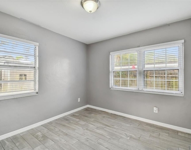 1921 W State Street - Photo Thumbnail 30