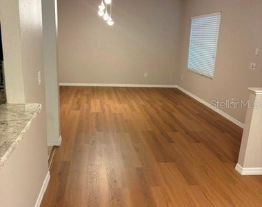 18157 Paradise Point Drive - Photo Thumbnail 7