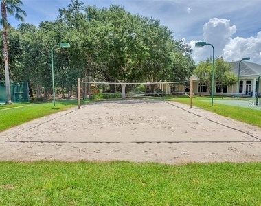 18157 Paradise Point Drive - Photo Thumbnail 37