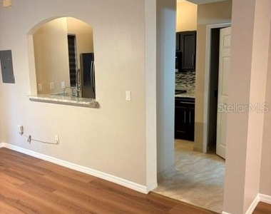 18157 Paradise Point Drive - Photo Thumbnail 3