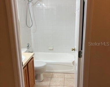 18157 Paradise Point Drive - Photo Thumbnail 19