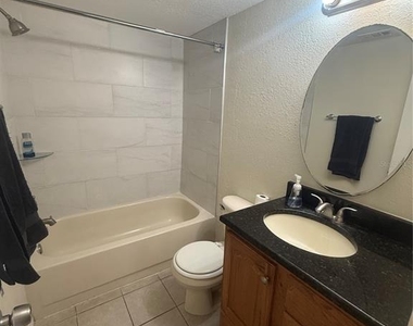 5118 Letitia Court - Photo Thumbnail 14