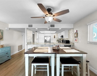 2505 Bay Boulevard - Photo Thumbnail 15