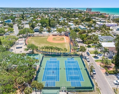 2505 Bay Boulevard - Photo Thumbnail 46